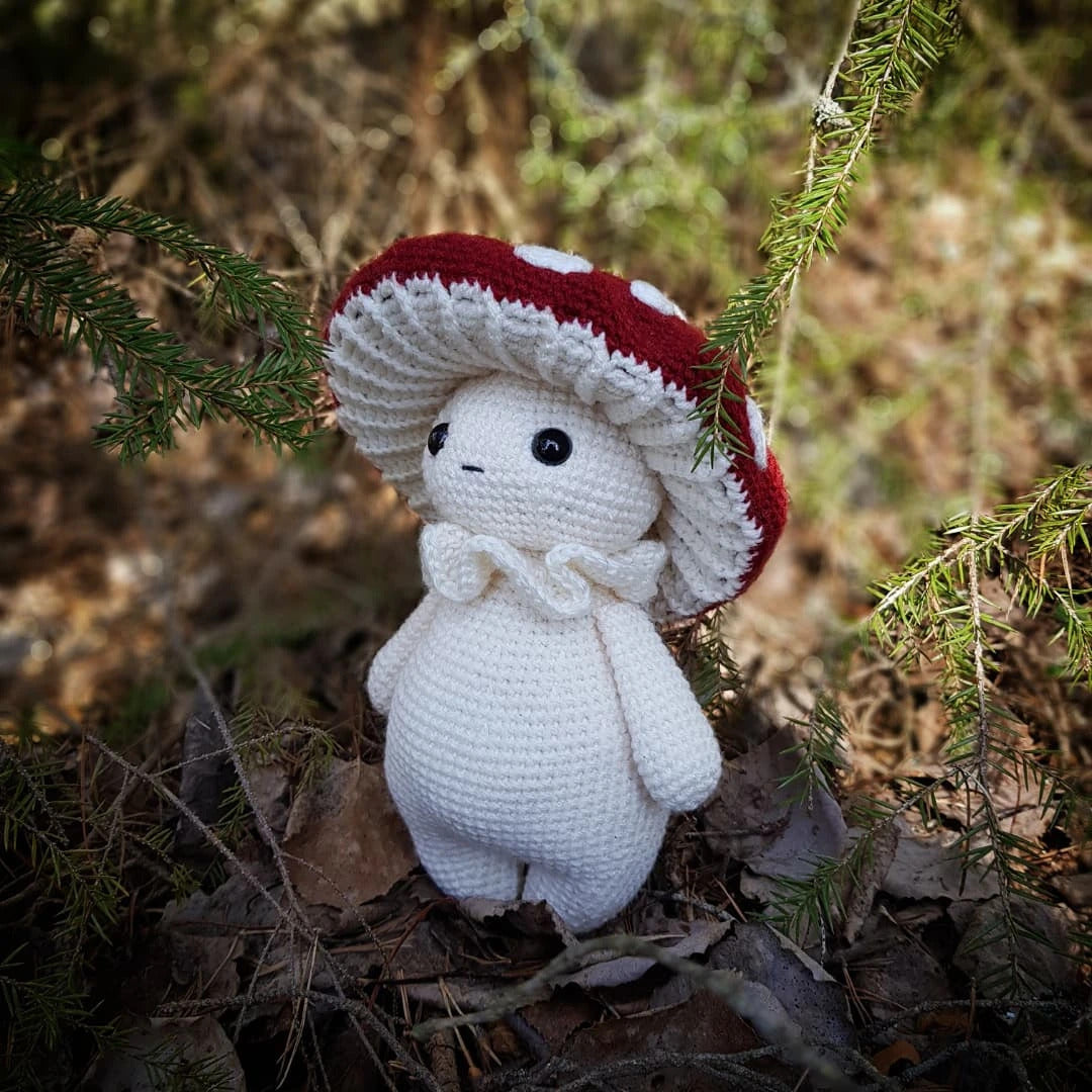 Mushroom Crochet Pattern – The Cozy Loop